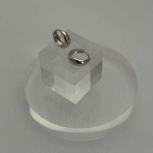 White Gold Dome Huggie