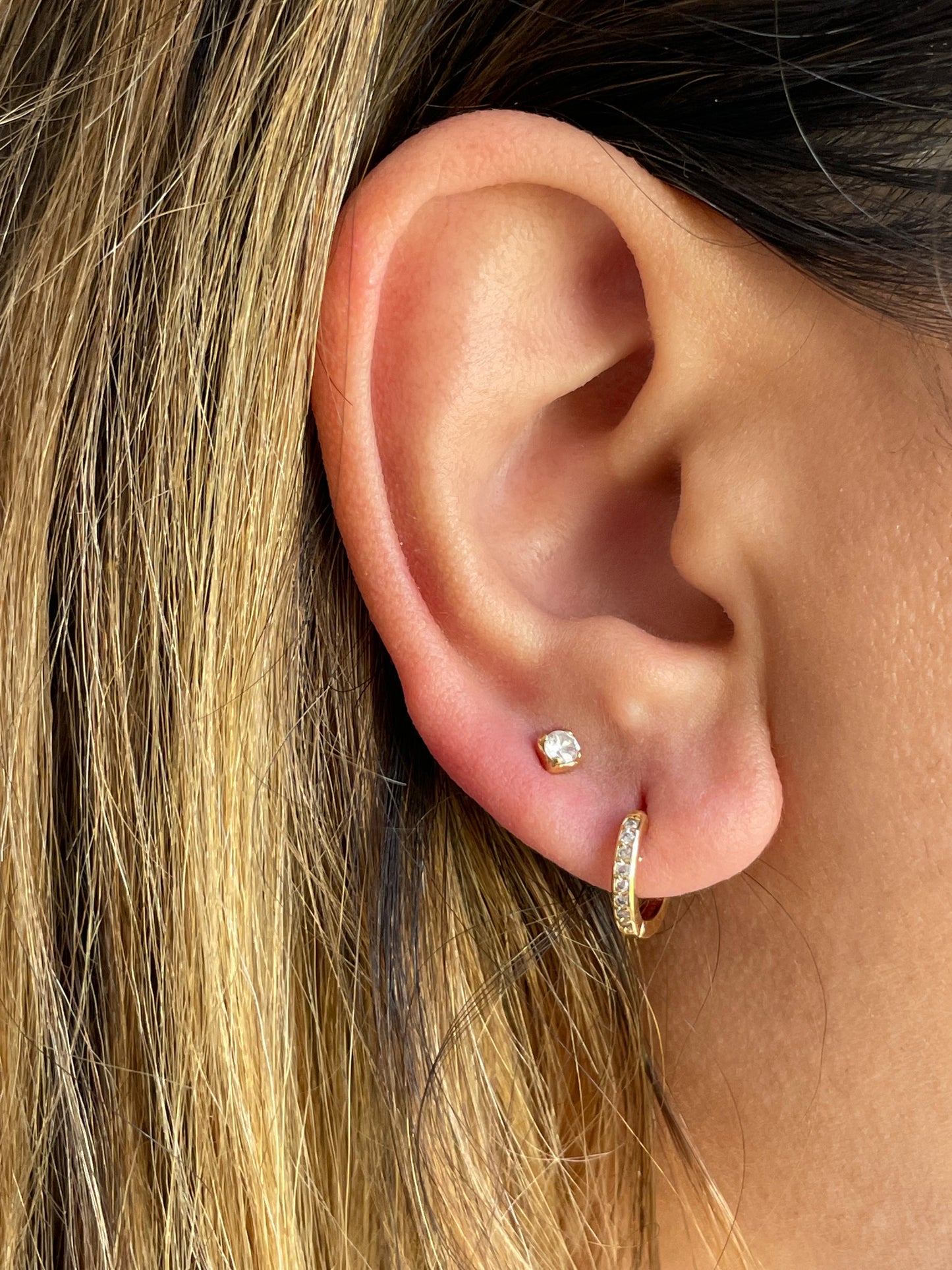 Clarity Stud Gold