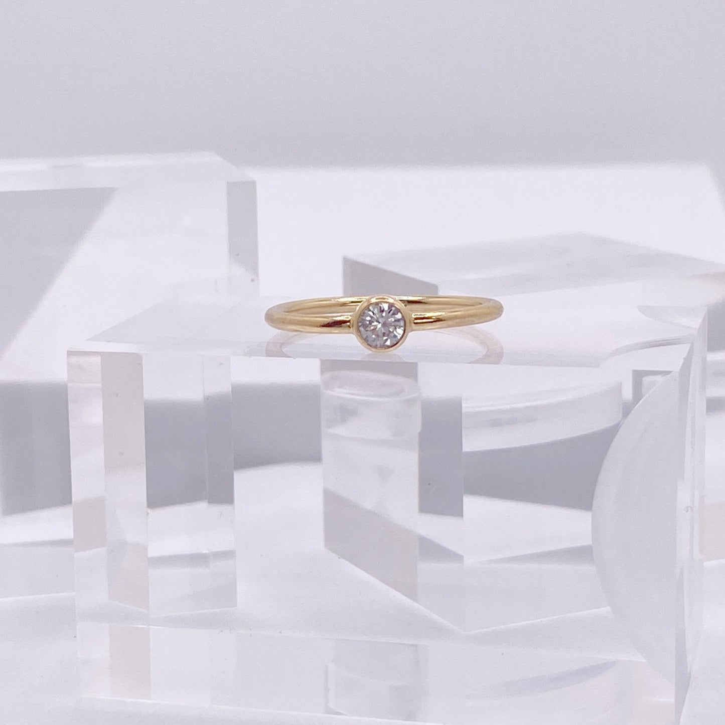 Round Clarity Ring