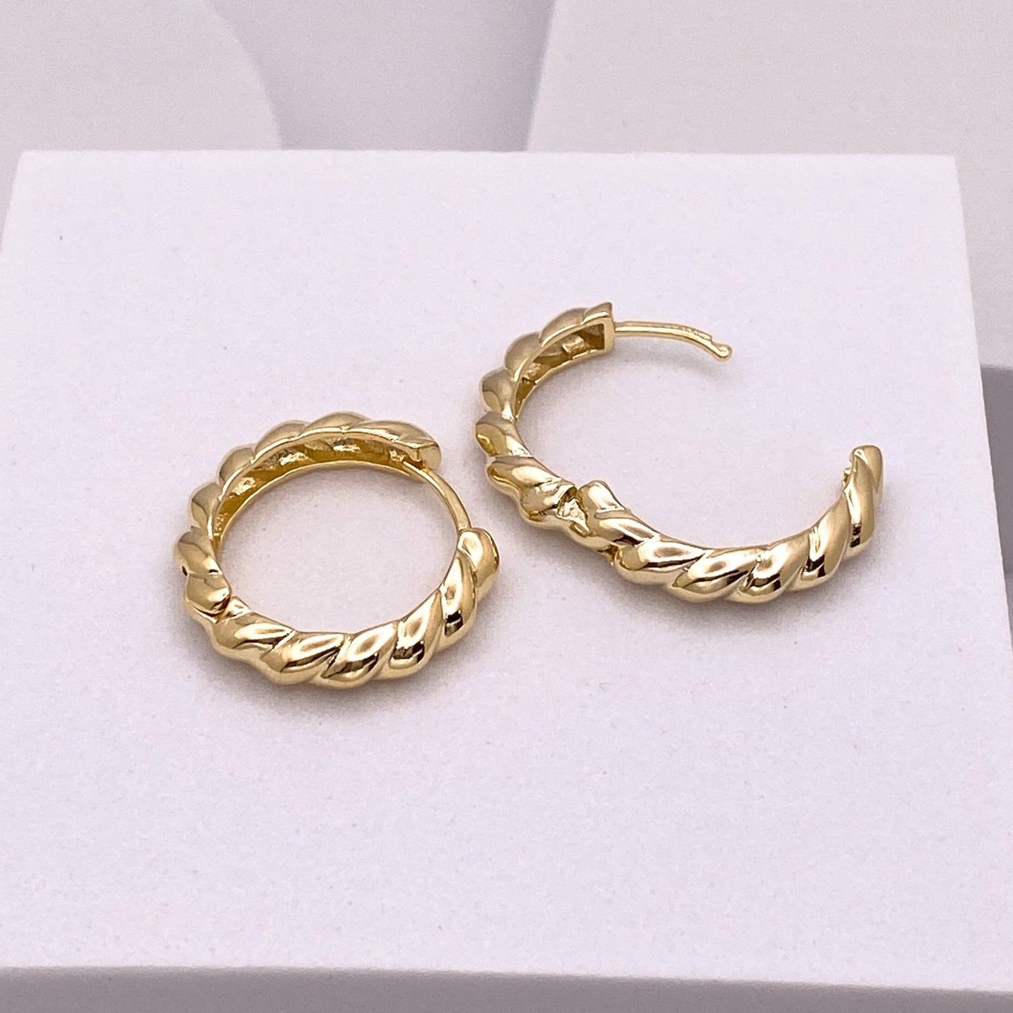 Twisted Croissant Hoop